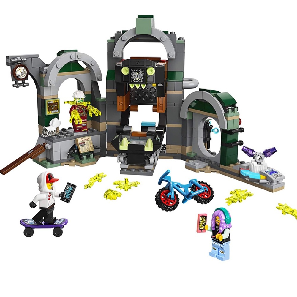 Retired Lego Hidden Side Newbury Subway Set (#70430) NIB - Picture 4 of 5